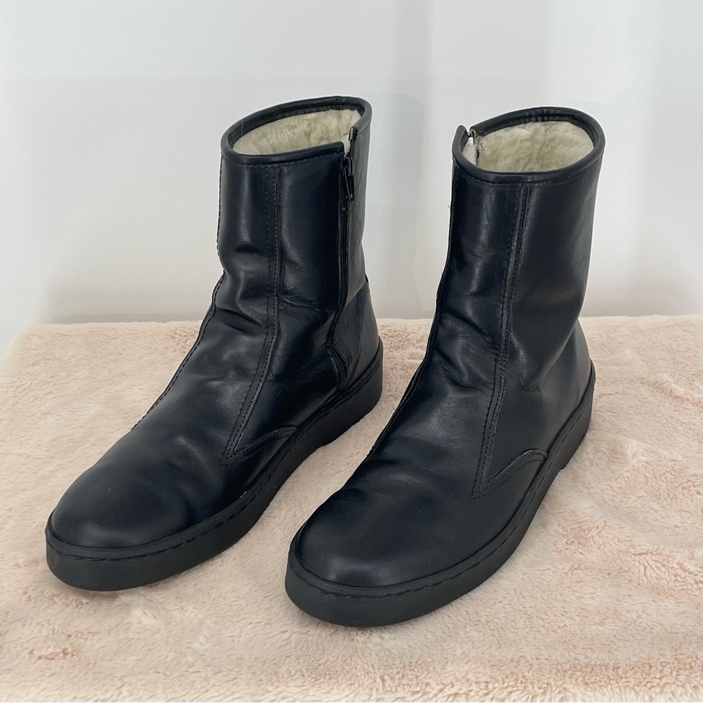 Men's Black Leather Zip-Back Winter Boots
